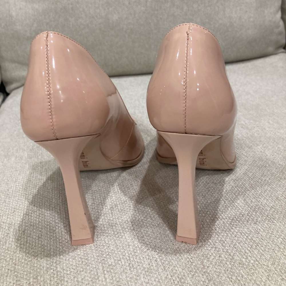 Giani Bini Women's Patent Pointed-Toe Pumps in Nude Pink - Picture 5 of 10